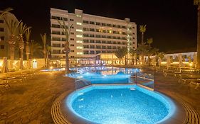 Bohemian Gardens Hotel 4*