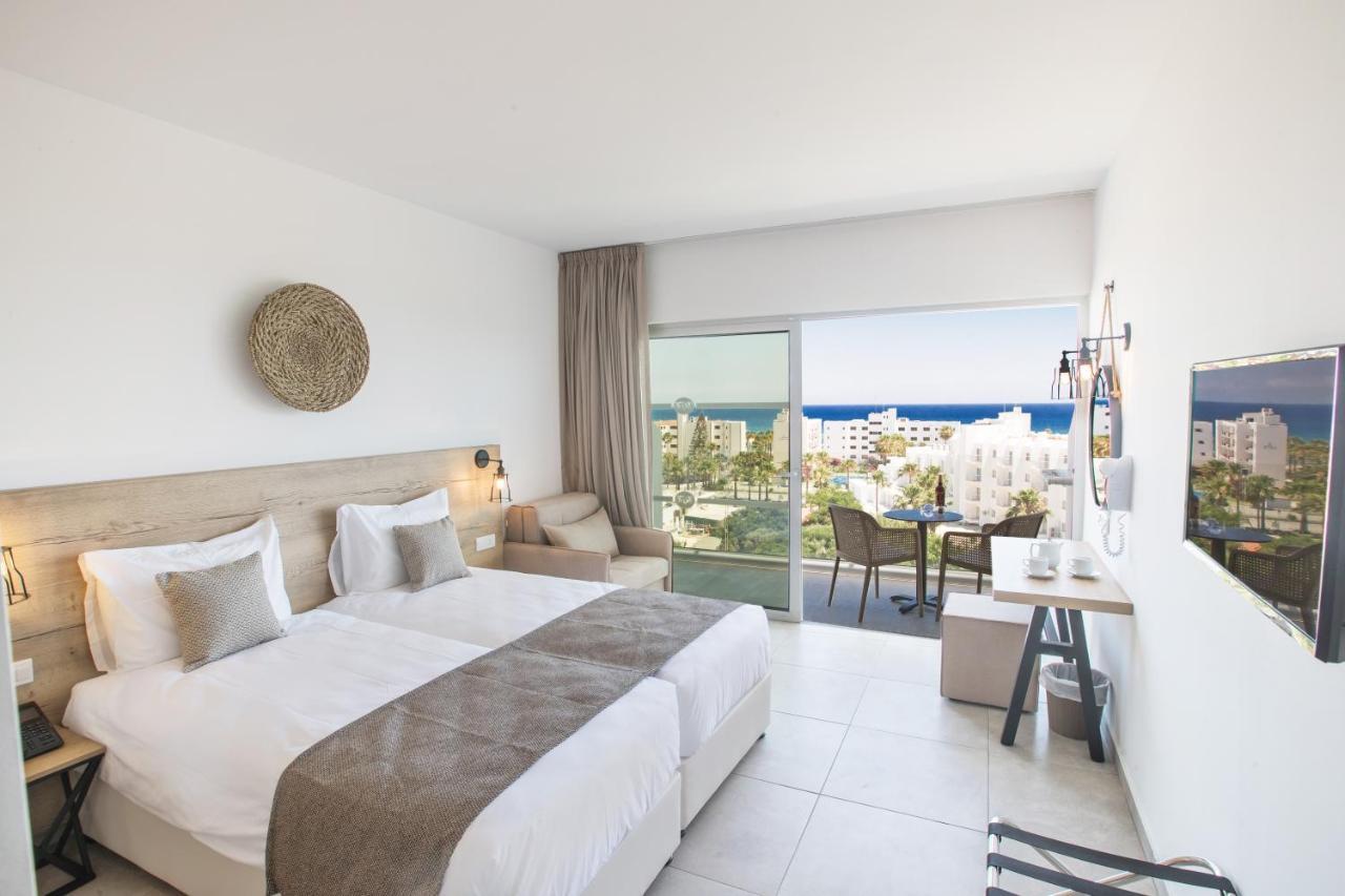 Bohemian Gardens Hotel Protaras Exterior photo