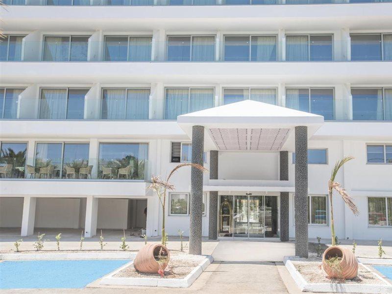 Bohemian Gardens Hotel Protaras Exterior photo