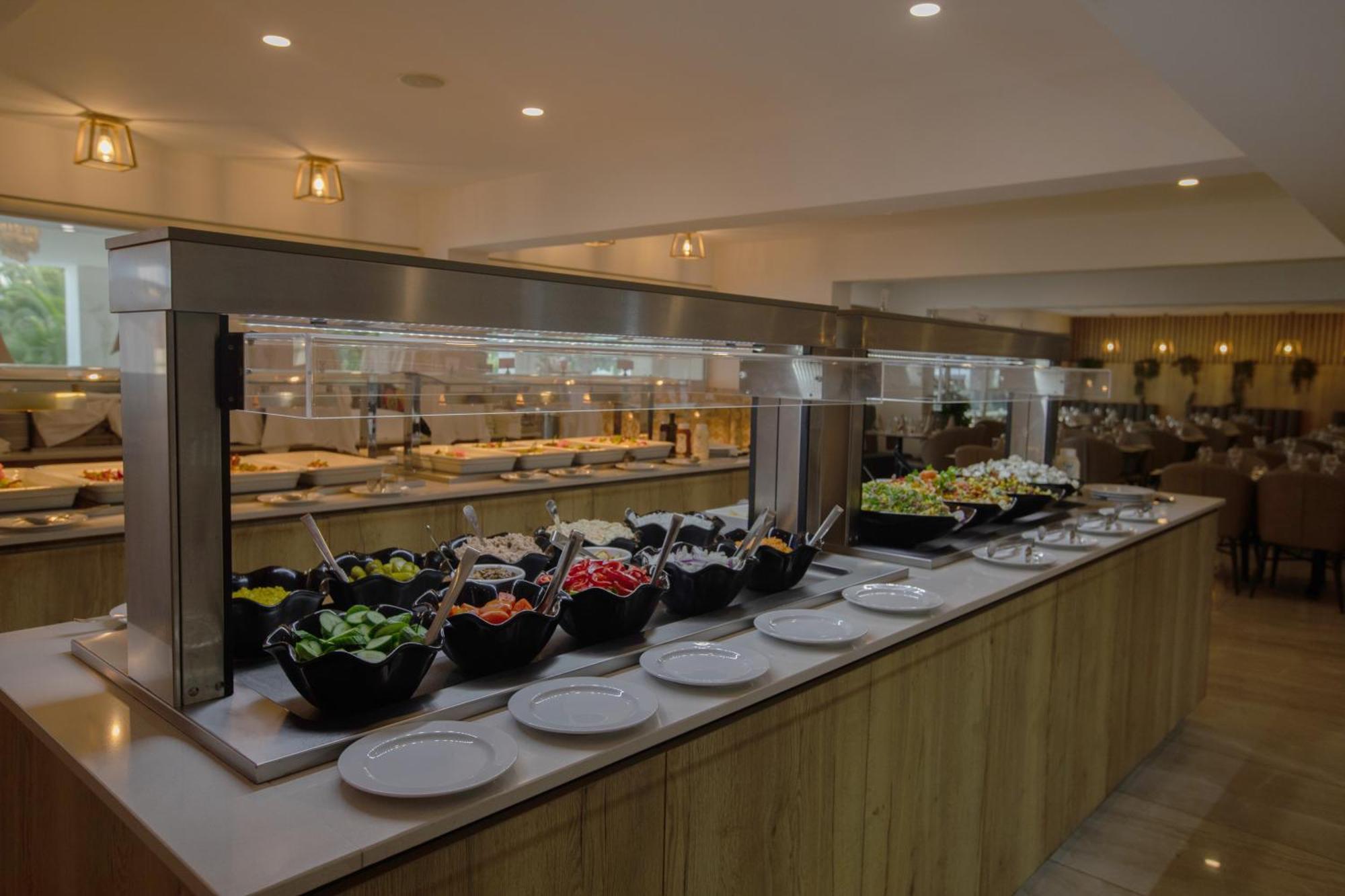 Bohemian Gardens Hotel Protaras Exterior photo