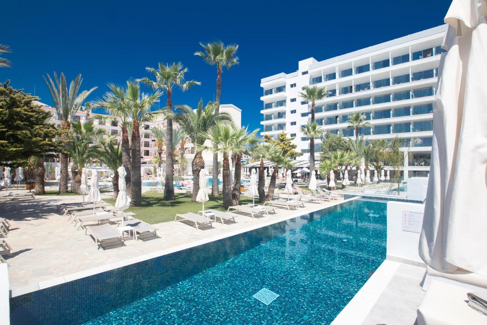 Bohemian Gardens Hotel Protaras Exterior photo