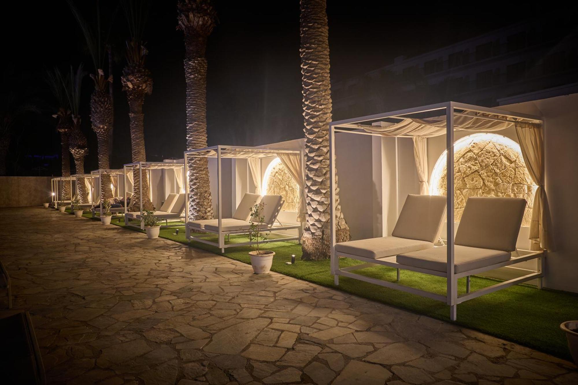 Bohemian Gardens Hotel Protaras Exterior photo